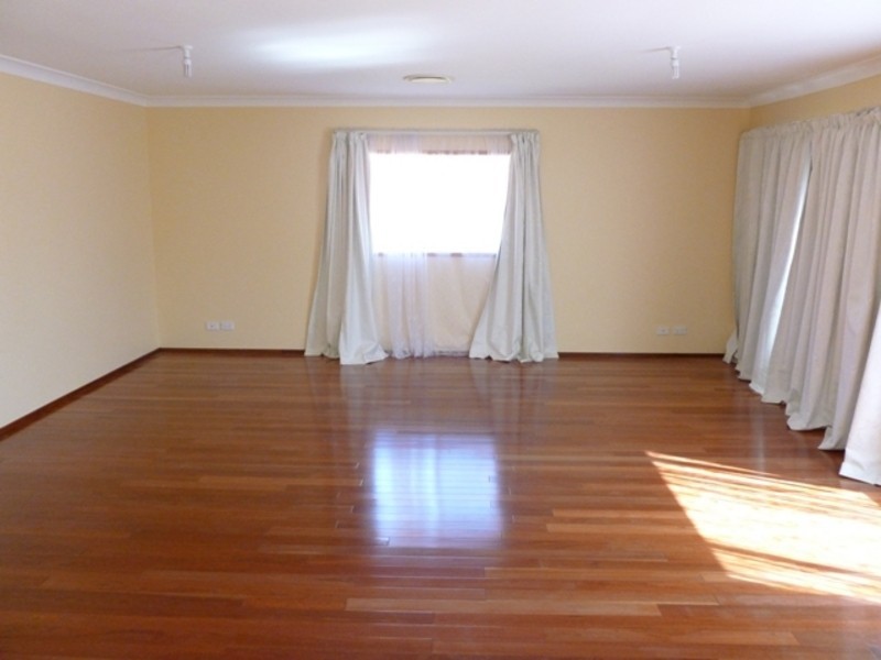 63 Kennington Avenue, Quakers Hill NSW 2763