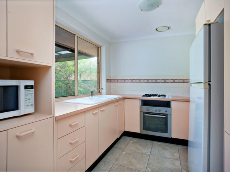 6 Mansion Court, Quakers Hill NSW 2763