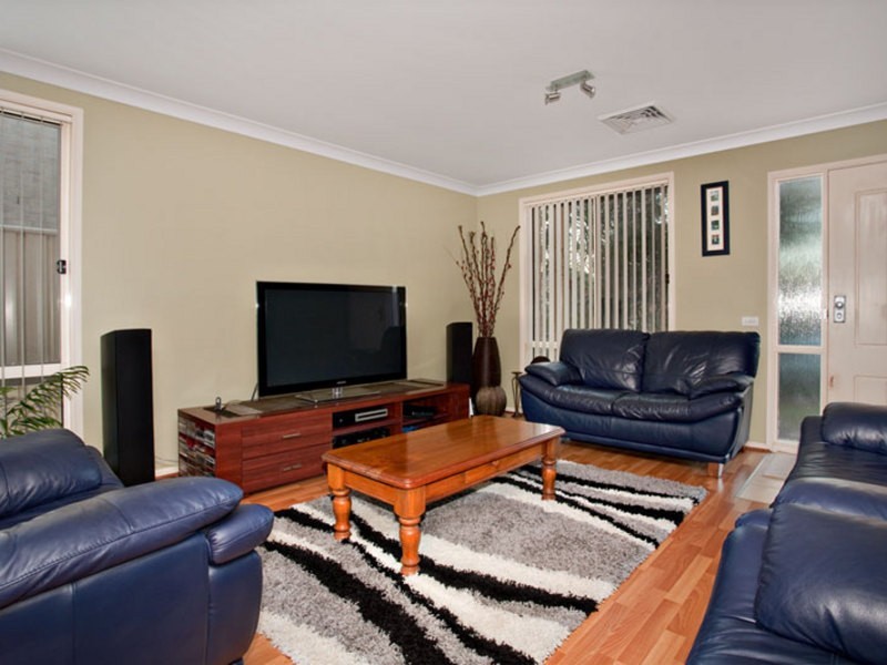 6 Mardy Court, Parklea NSW 2768