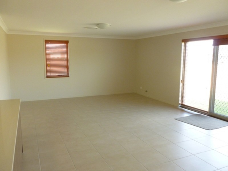 55 Adelong Parade, The Ponds NSW 2769