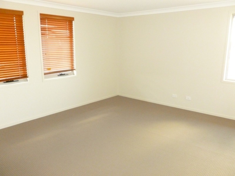 55 Adelong Parade, The Ponds NSW 2769