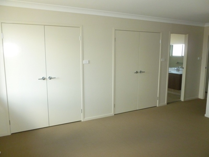 55 Adelong Parade, The Ponds NSW 2769