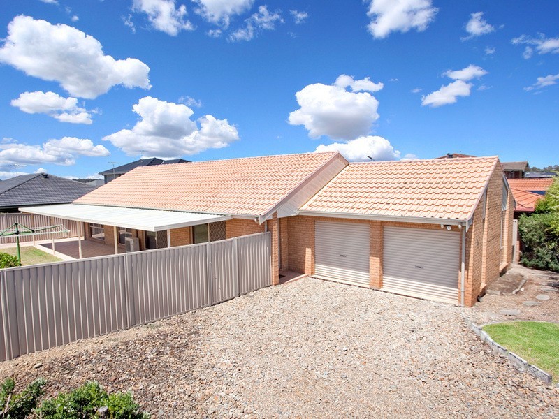 37 Kashmir Avenue, Quakers Hill NSW 2763