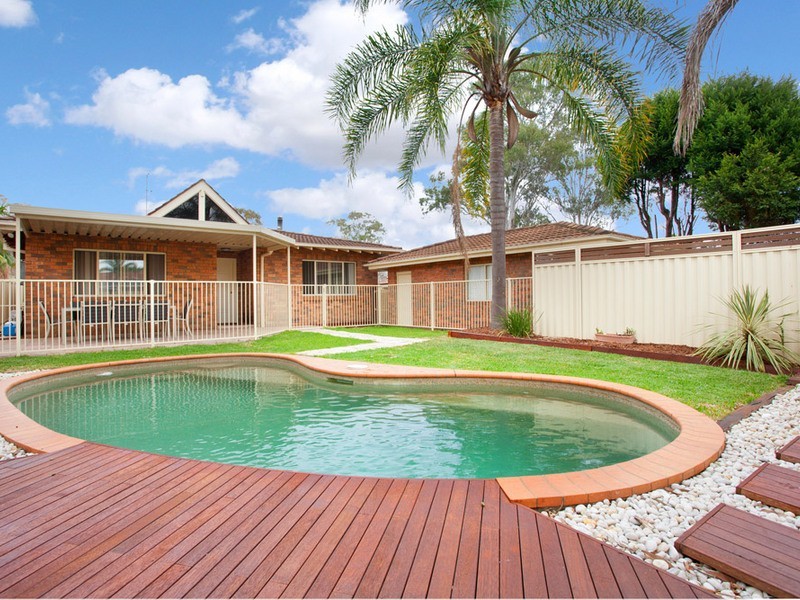 18 Muccillo Street, Quakers Hill NSW 2763