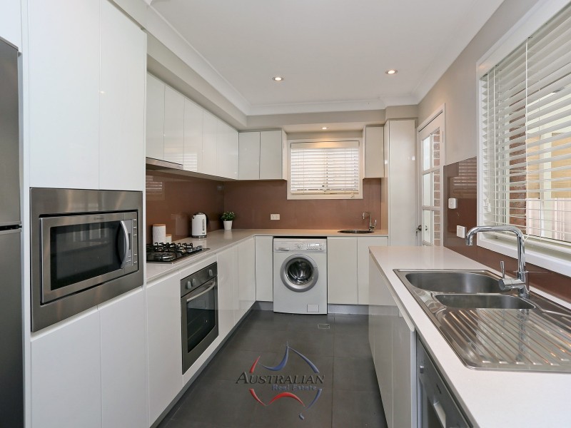 75 Torrance Crescent, Quakers Hill NSW 2763