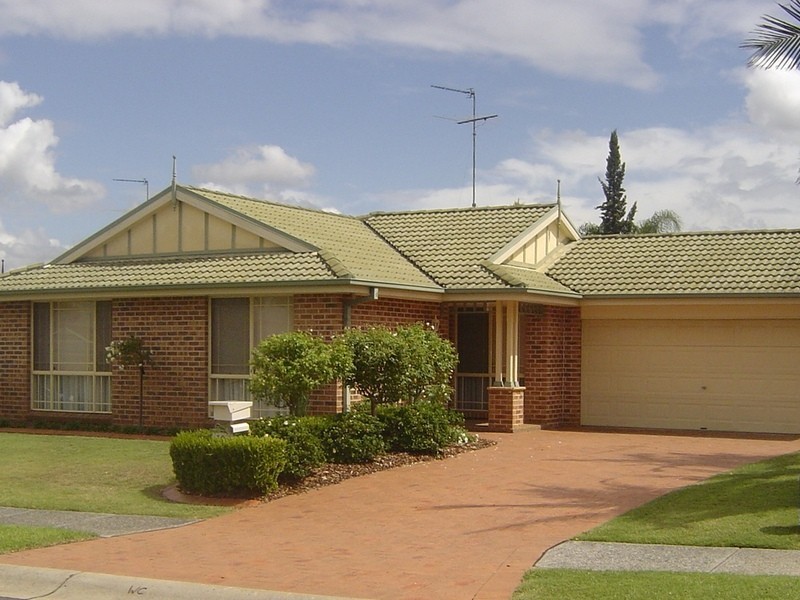 16 Kerstin Street, Quakers Hill NSW 2763