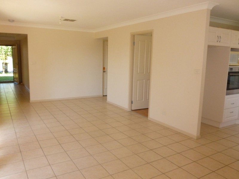 43 Tangerine Drive, Quakers Hill NSW 2763