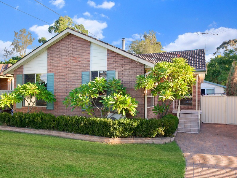 21 Kolodong Drive, Quakers Hill NSW 2763