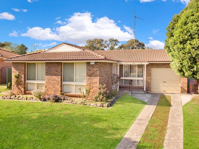 18 Carly Place, Quakers Hill NSW 2763