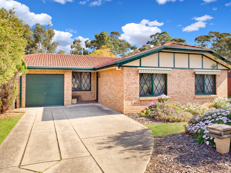10 Zammit Avenue, Quakers Hill NSW 2763