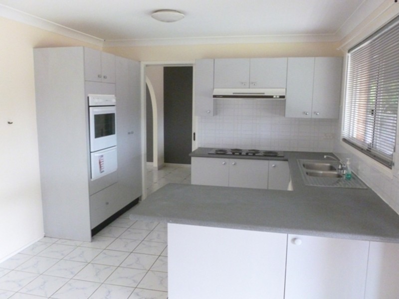 52 Pendley Crescent, Quakers Hill NSW 2763