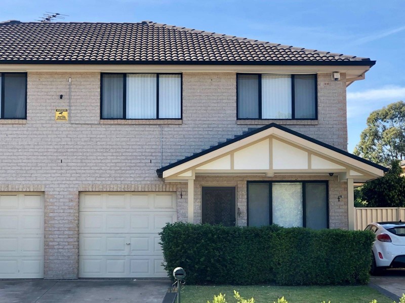3/27B  Douglas Road, Quakers Hill NSW 2763