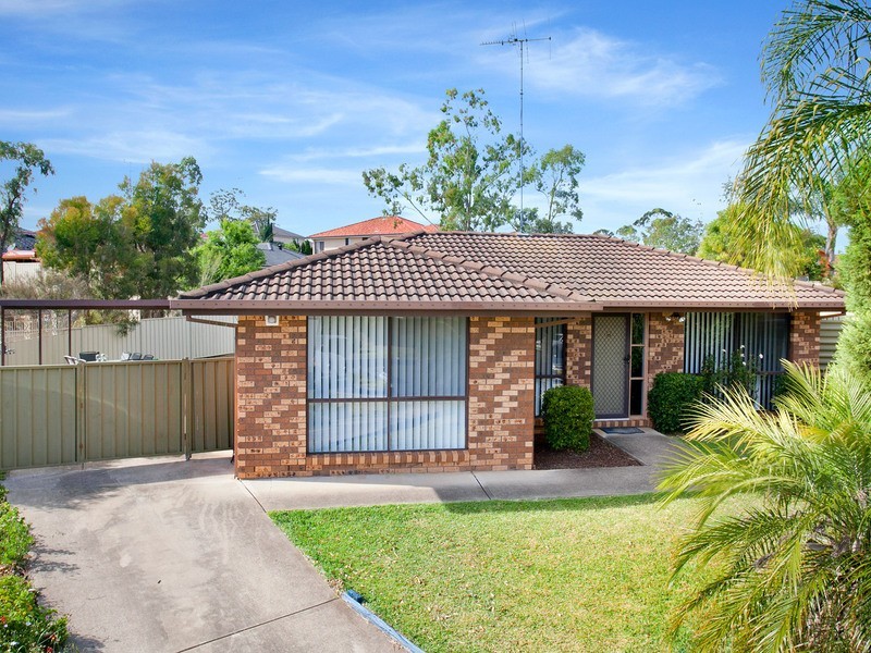 6 Melinz Place, Quakers Hill NSW 2763