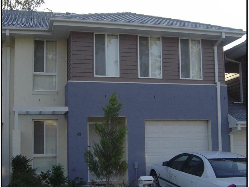 45 Treetops Circuit, Quakers Hill NSW 2763