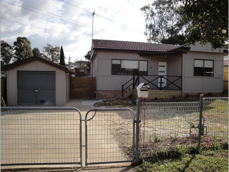 2 Leslie Street, Blacktown NSW 2148