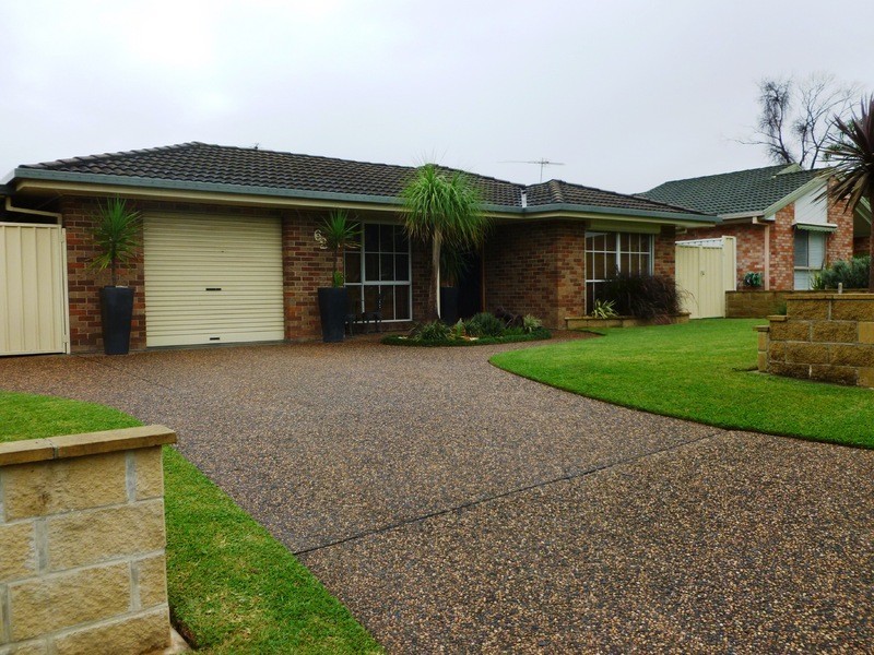 62 Calandra Ave, Quakers Hill NSW 2763