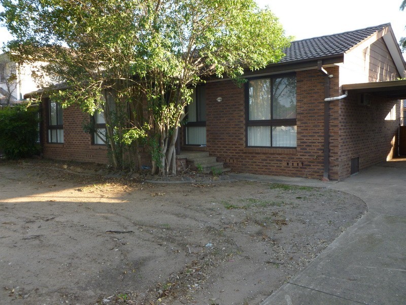 65 Tallagandra Drive, Quakers Hill NSW 2763