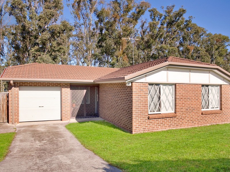 55 Summerfield Avenue, Quakers Hill NSW 2763