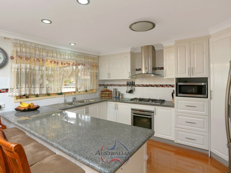 121 Summerfield Avenue, Quakers Hill NSW 2763