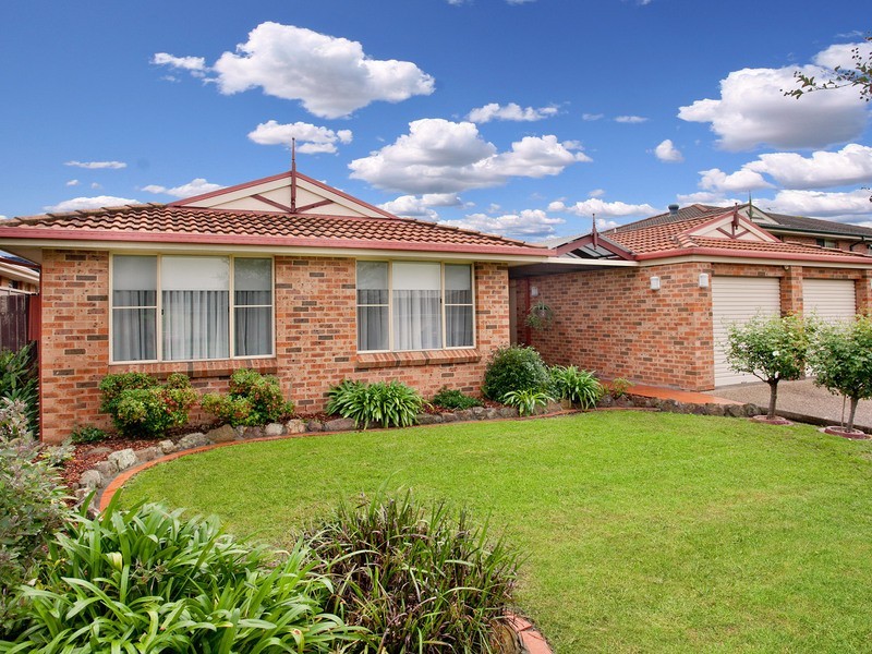 39 Kashmir Avenue, Quakers Hill NSW 2763