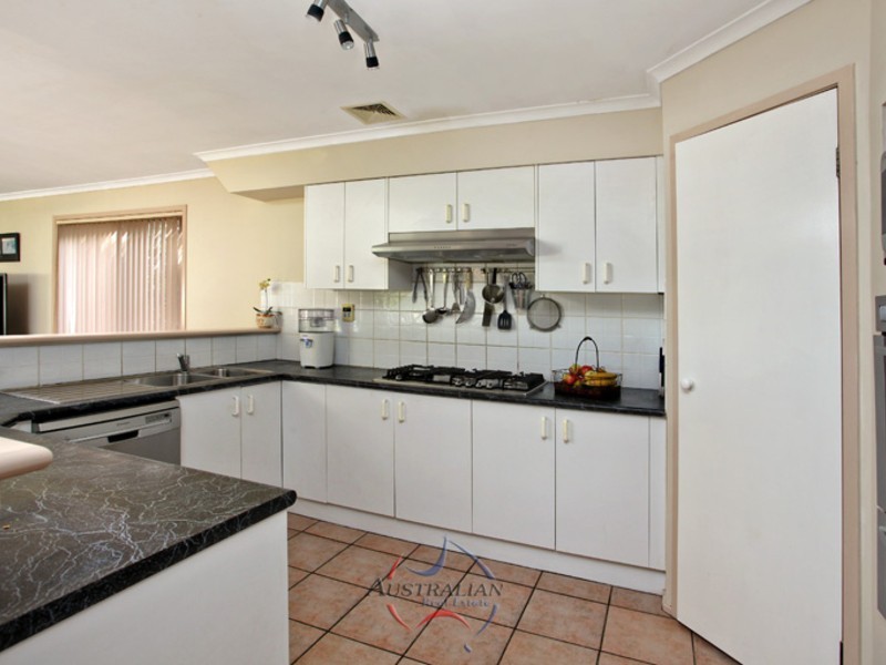42 Seldon Street, Quakers Hill NSW 2763