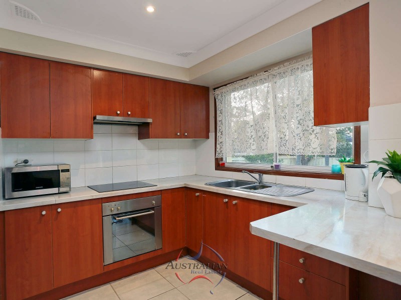 2 Penn Crescent, Quakers Hill NSW 2763