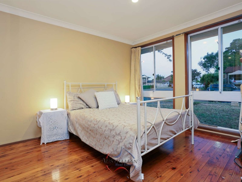 2 Penn Crescent, Quakers Hill NSW 2763
