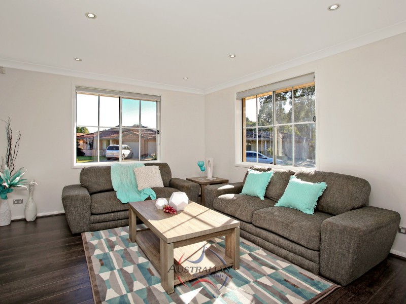 6 Verna Place, Quakers Hill NSW 2763