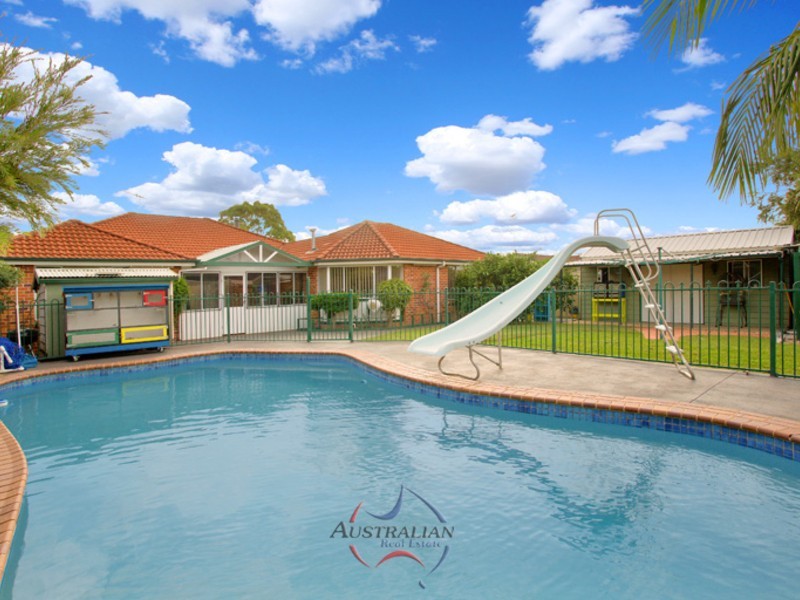 12 Arbour Grove, Quakers Hill NSW 2763