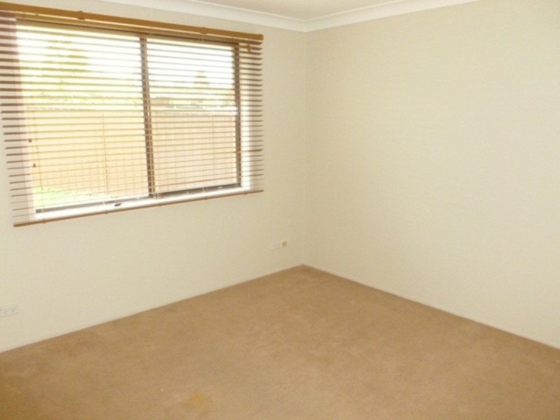 4 Newnham Street, Dean Park NSW 2761