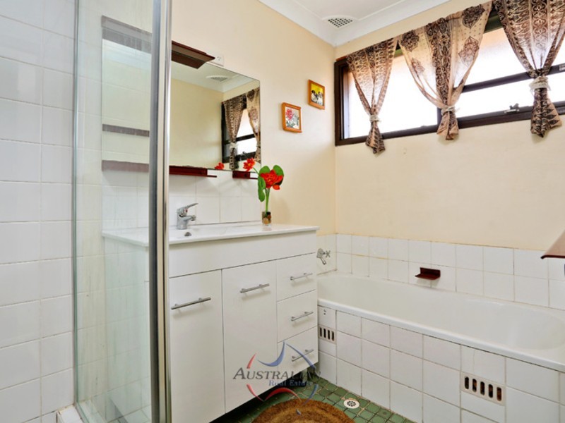 36 Tambaroora Crescent, Marayong NSW 2148