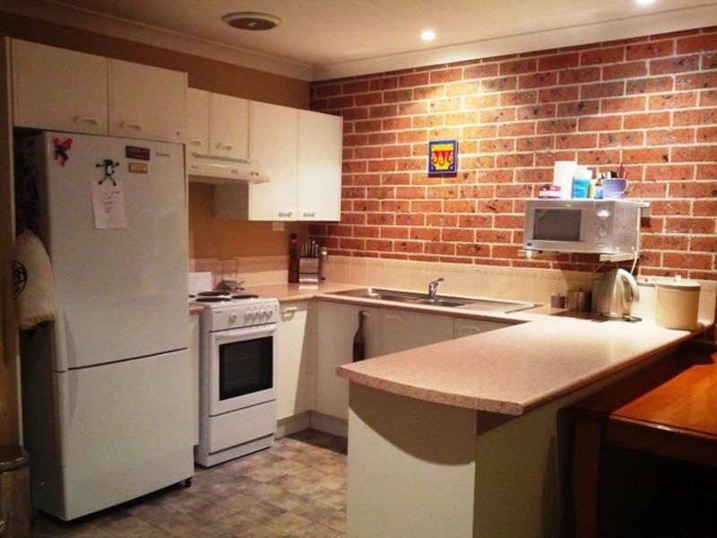 2/21 Kashmir Avenue, Quakers Hill NSW 2763