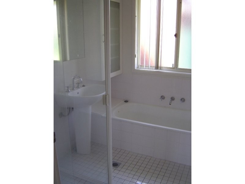 10 Aimee Street, Quakers Hill NSW 2763