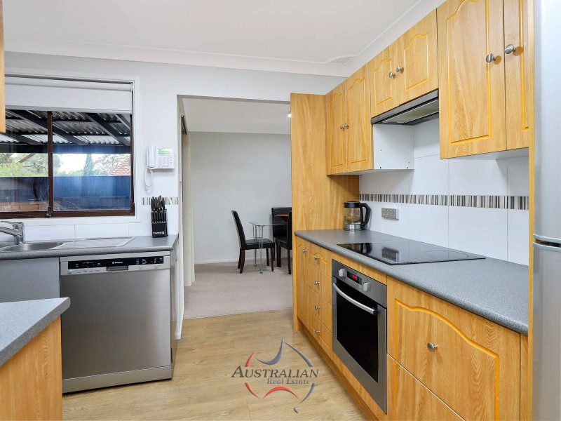 6 Irby Place, Quakers Hill NSW 2763