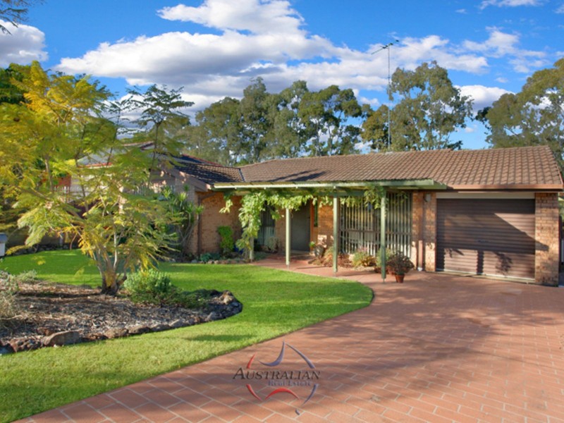 14 Acuba Grove, Quakers Hill NSW 2763