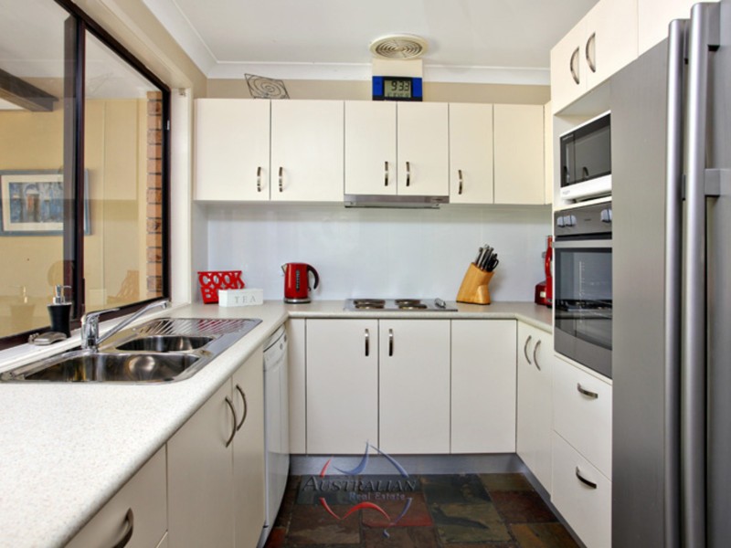 14 Acuba Grove, Quakers Hill NSW 2763