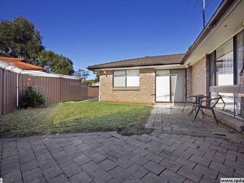 16/33 Woodview Road, Oxley Park NSW 2760