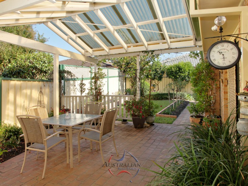 8 Butia Way, Stanhope Gardens NSW 2768