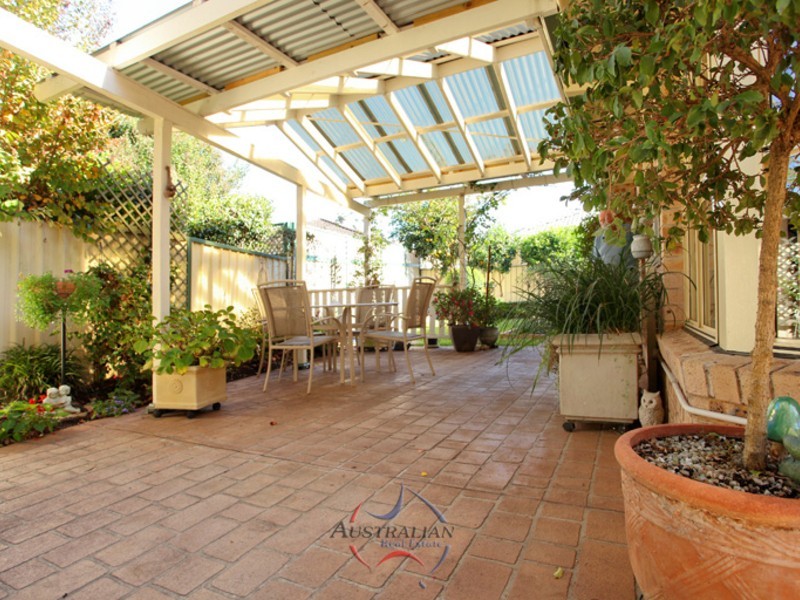 8 Butia Way, Stanhope Gardens NSW 2768