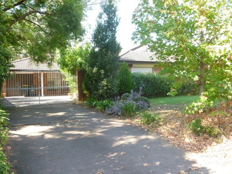 9 Dubbo Street, Quakers Hill NSW 2763