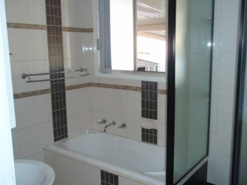 4 Malone Crescent, Dean Park NSW 2761