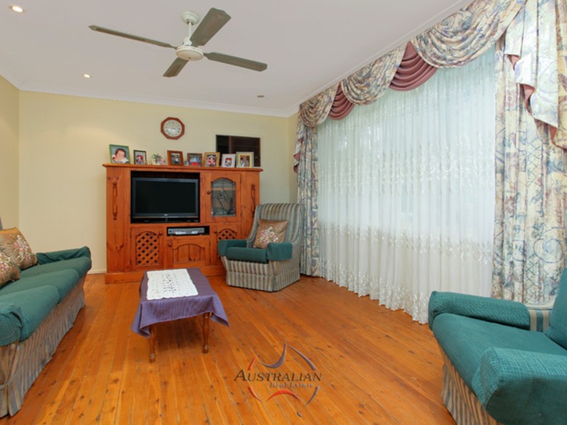 119 Railway Road, Quakers Hill NSW 2763