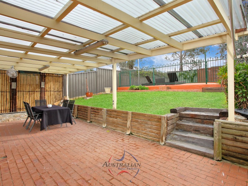 23 Sampson Crescent, Quakers Hill NSW 2763