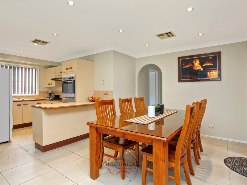 17 Milburn Street, Quakers Hill NSW 2763