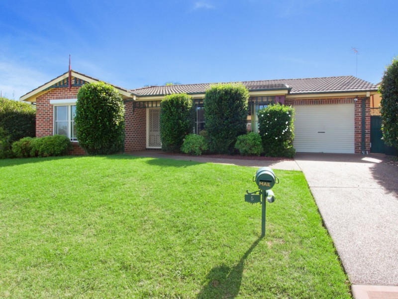 5 Yukon Place, Quakers Hill NSW 2763