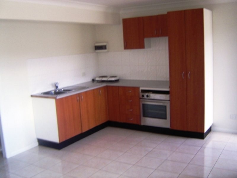 2/108 Whitby Road, Kings Langley NSW 2147