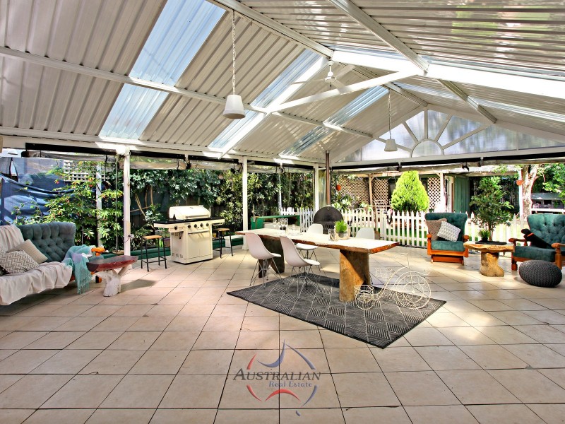 6 Scotney Place, Quakers Hill NSW 2763