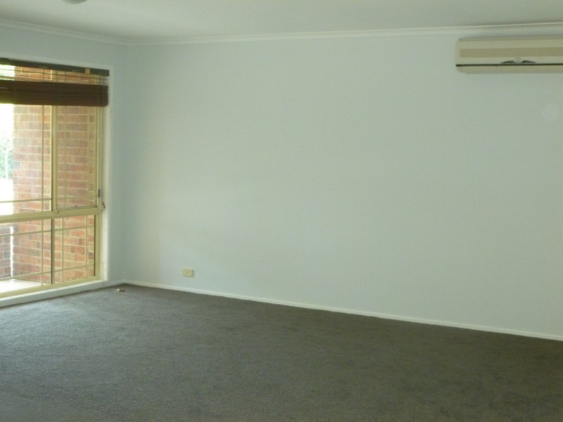 15 Whitehaven Avenue, Quakers Hill NSW 2763