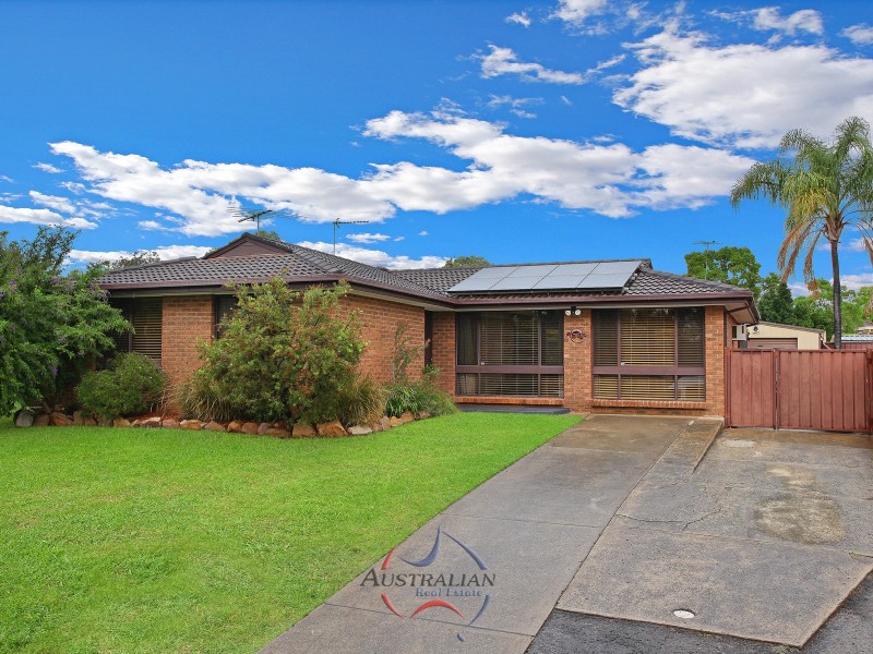30 Goddard Crescent, Quakers Hill NSW 2763