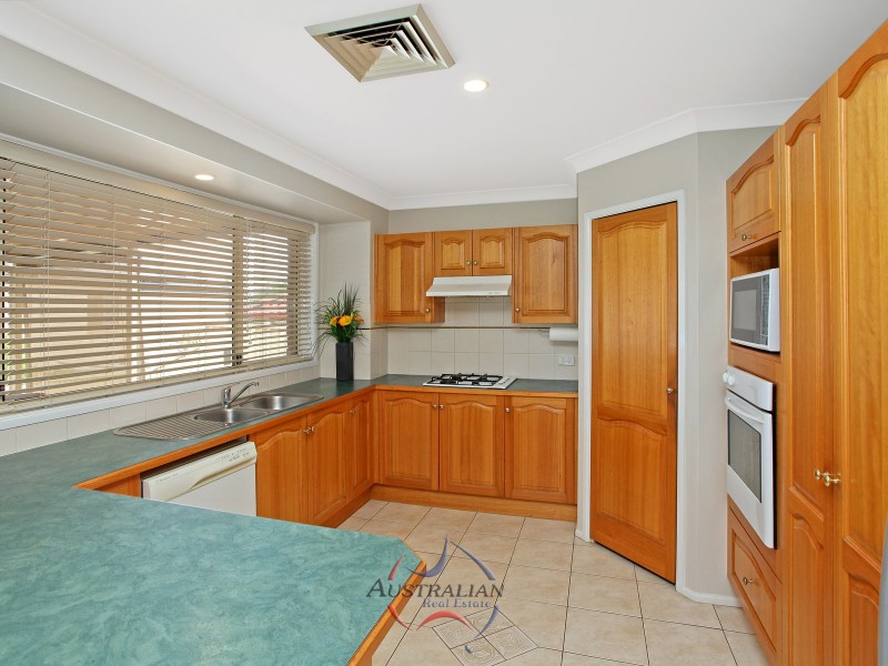 4 Jasper Street, Quakers Hill NSW 2763